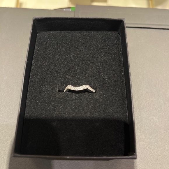 14 WG Neil Lane Wedding Band